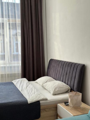 ROMANTIC Apartments-near Opera House 5/8